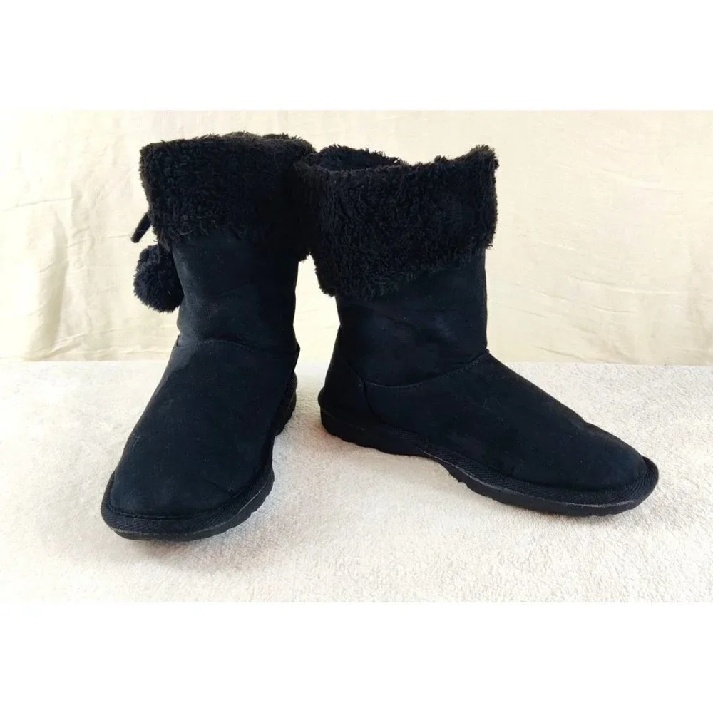 Winter Girls Ankle Books Black Faux Suede Faux Fur Lined Rubber Sole Size 2
